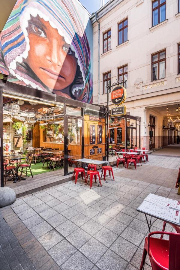 Ace Of Spades Gozsdu Budapeste Exterior foto